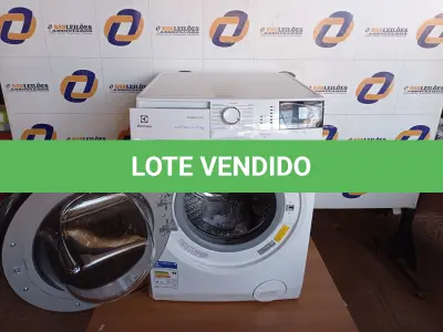 LOTE 150 - 01 LAVA E SECA 11KG MARCA ELECTROLUX. (NO ESTADO) ATENÇÃO! FAZER A VISITAÇÃO ANTES DE ARREMATAR, NÃO SABEMOS SE FUNCIONA. LEILÃO NÃO TEM GARANTIA E NEM DEVOLUÇÃO, SUJEITO A POSSÍVEIS AVARIAS VISÍVEIS/OCULTAS E/OU AUSÊNCIA DE COMPONENTES.