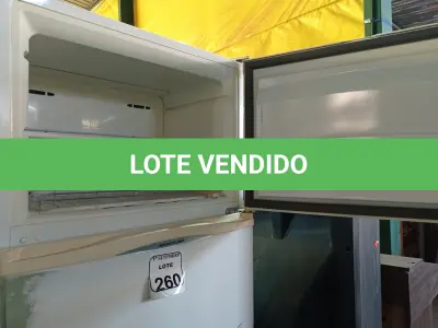 LOTE 260 - 01 GELADEIRA MARCA BRASTEMP 220V. (NO ESTADO) ATENÇÃO! FAZER A VISITAÇÃO ANTES DE ARREMATAR, NÃO SABEMOS SE FUNCIONA. LEILÃO NÃO TEM GARANTIA E NEM DEVOLUÇÃO, SUJEITO A POSSÍVEIS AVARIAS VISÍVEIS/OCULTAS E/OU AUSÊNCIA DE COMPONENTES.