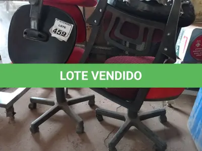 LOTE 459 - 04 CADEIRAS PARA ESCRITÓRIO COM AVARIAS. (NO ESTADO) ATENÇÃO! FAZER A VISITAÇÃO ANTES DE ARREMATAR, NÃO SABEMOS SE FUNCIONA. LEILÃO NÃO TEM GARANTIA E NEM DEVOLUÇÃO, SUJEITO A POSSÍVEIS AVARIAS VISÍVEIS/OCULTAS E/OU AUSÊNCIA DE COMPONENTES.