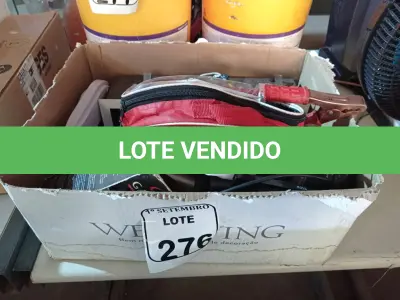 LOTE 276 - 01 APARELHO DE SOM AUTOMOTIVO E 01 LOTE COM MATERIAIS DIVERSOS. (NO ESTADO) ATENÇÃO! FAZER A VISITAÇÃO ANTES DE ARREMATAR, NÃO SABEMOS SE FUNCIONA. LEILÃO NÃO TEM GARANTIA E NEM DEVOLUÇÃO, SUJEITO A POSSÍVEIS AVARIAS VISÍVEIS/OCULTAS E/OU AUSÊNCIA DE COMPONENTES.