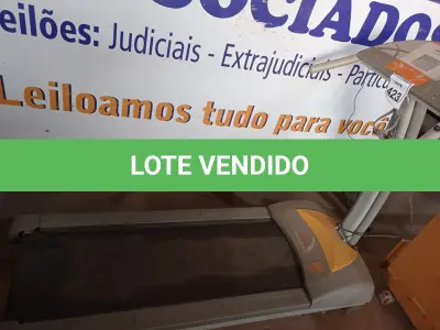 LOTE 423 - 01 ESTEIRA MARCA ATHLETIC. (NO ESTADO) ATENÇÃO! FAZER A VISITAÇÃO ANTES DE ARREMATAR, NÃO SABEMOS SE FUNCIONA. LEILÃO NÃO TEM GARANTIA E NEM DEVOLUÇÃO, SUJEITO A POSSÍVEIS AVARIAS VISÍVEIS/OCULTAS E/OU AUSÊNCIA DE COMPONENTES.