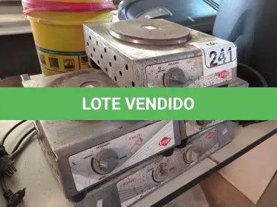 LOTE 241 - 05 FOGÕES ELÉTRICOS MARCAS EM MODELOS DIVERSOS, COM AVARIAS. (NO ESTADO) ATENÇÃO! FAZER A VISITAÇÃO ANTES DE ARREMATAR, NÃO SABEMOS SE FUNCIONA. LEILÃO NÃO TEM GARANTIA E NEM DEVOLUÇÃO, SUJEITO A POSSÍVEIS AVARIAS VISÍVEIS/OCULTAS E/OU AUSÊNCIA DE COMPONENTES.