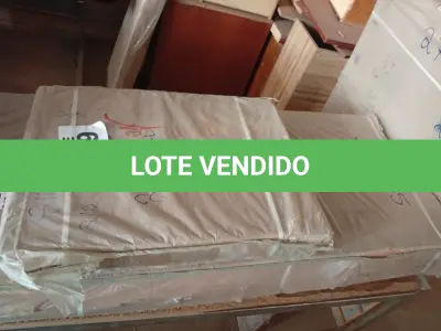 LOTE 179 - 01 - COZINHA COMPACTA SUSPENSA 6 PORTAS 2 GAVETAS LIZ (NO ESTADO, NÃO SABEMOS SE FUNCIONA. LEILÃO NÃO TEM GARANTIA E NEM DEVOLUÇÃO, SUJEITO A POSSÍVEIS AVARIAS VISÍVEIS/OCULTAS E/OU AUSÊNCIA DE COMPONENTES)