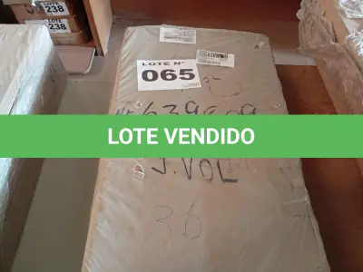 LOTE 065 - 01 - GABINETE PARA BANHEIRO COM RODÍZIOS 2 GAVETAS BN3603 TECNOMOBILI (NO ESTADO, NÃO SABEMOS SE FUNCIONA. LEILÃO NÃO TEM GARANTIA E NEM DEVOLUÇÃO, SUJEITO A POSSÍVEIS AVARIAS VISÍVEIS/OCULTAS E/OU AUSÊNCIA DE COMPONENTES)