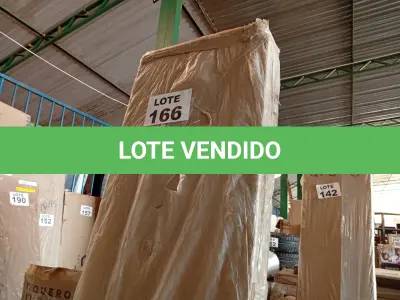 LOTE 166 - 01 - RACK PARA TV RETRO PÊS 1 80M 6917A (NO ESTADO, NÃO SABEMOS SE FUNCIONA. LEILÃO NÃO TEM GARANTIA E NEM DEVOLUÇÃO, SUJEITO A POSSÍVEIS AVARIAS VISÍVEIS/OCULTAS E/OU AUSÊNCIA DE COMPONENTES)