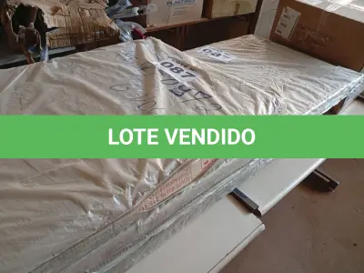 LOTE 087 - 01 - GUARDA ROUPA CASAL 2 PORTAS 4 GAVETAS VERONA PLUS (NO ESTADO, NÃO SABEMOS SE FUNCIONA. LEILÃO NÃO TEM GARANTIA E NEM DEVOLUÇÃO, SUJEITO A POSSÍVEIS AVARIAS VISÍVEIS/OCULTAS E/OU AUSÊNCIA DE COMPONENTES)
