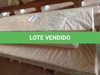 LOTE 084 - 01 - GUARDA ROUPA CASAL 3 PORTAS DE CORRER SEM ESPELHO IPÊ TEX/VANILLA TEX (NO ESTADO, NÃO SABEMOS SE FUNCIONA. LEILÃO NÃO TEM GARANTIA E NEM DEVOLUÇÃO, SUJEITO A POSSÍVEIS AVARIAS VISÍVEIS/OCULTAS E/OU AUSÊNCIA DE COMPONENTES)