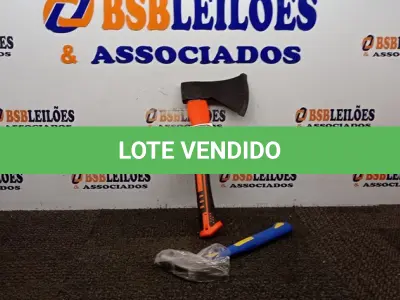 LOTE 050 - 01 MACHADO E 01 MARTELO. (NO ESTADO) ATENÇÃO! FAZER A VISITAÇÃO ANTES DE ARREMATAR, NÃO SABEMOS SE FUNCIONA. LEILÃO NÃO TEM GARANTIA E NEM DEVOLUÇÃO, SUJEITO A POSSÍVEIS AVARIAS VISÍVEIS/OCULTAS E/OU AUSÊNCIA DE COMPONENTES.