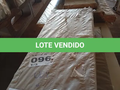 LOTE 096 - 01 - GUARDA ROUPA MILÃO 8 PORTAS WENGUE (NO ESTADO, NÃO SABEMOS SE FUNCIONA. LEILÃO NÃO TEM GARANTIA E NEM DEVOLUÇÃO, SUJEITO A POSSÍVEIS AVARIAS VISÍVEIS/OCULTAS E/OU AUSÊNCIA DE COMPONENTES)