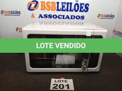 LOTE 201 - 01 - FORNO DE BANCADA ELÉTRICO BRANCO COM GRILL DOURADOR DAKO SUPREME 44 LITROS 110V (NO ESTADO, NÃO SABEMOS SE FUNCIONA. LEILÃO NÃO TEM GARANTIA E NEM DEVOLUÇÃO, SUJEITO A POSSÍVEIS AVARIAS VISÍVEIS/OCULTAS E/OU AUSÊNCIA DE COMPONENTES)