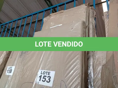 LOTE 153 - 01 - GUARDA ROUPA 1094 (NO ESTADO, NÃO SABEMOS SE FUNCIONA. LEILÃO NÃO TEM GARANTIA E NEM DEVOLUÇÃO, SUJEITO A POSSÍVEIS AVARIAS VISÍVEIS/OCULTAS E/OU AUSÊNCIA DE COMPONENTES)
