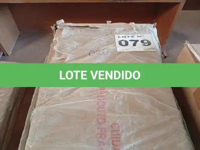 LOTE 079 - 01 - COMODA INFANTIL BRANCO COM PORTA MEL (NO ESTADO, NÃO SABEMOS SE FUNCIONA. LEILÃO NÃO TEM GARANTIA E NEM DEVOLUÇÃO, SUJEITO A POSSÍVEIS AVARIAS VISÍVEIS/OCULTAS E/OU AUSÊNCIA DE COMPONENTES)