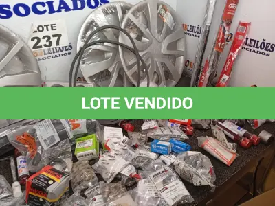 LOTE 237 - APROXIMADO 70 ITENS AUTOMOTIVOS DIVERSOS (NO ESTADO, NÃO SABEMOS SE FUNCIONA. LEILÃO NÃO TEM GARANTIA E NEM DEVOLUÇÃO, SUJEITO A POSSÍVEIS AVARIAS VISÍVEIS/OCULTAS E/OU AUSÊNCIA DE COMPONENTES)