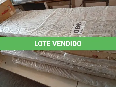 LOTE 086 - 01 - GUARDA-ROUPA CASAL 8 PORTAS 4 GAVETAS - ARAPLAC PORTO (NO ESTADO, NÃO SABEMOS SE FUNCIONA. LEILÃO NÃO TEM GARANTIA E NEM DEVOLUÇÃO, SUJEITO A POSSÍVEIS AVARIAS VISÍVEIS/OCULTAS E/OU AUSÊNCIA DE COMPONENTES)