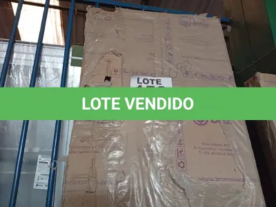 LOTE 150 - 01 - GUARDA ROUPEIRO 3 PORTAS NATURE (NO ESTADO, NÃO SABEMOS SE FUNCIONA. LEILÃO NÃO TEM GARANTIA E NEM DEVOLUÇÃO, SUJEITO A POSSÍVEIS AVARIAS VISÍVEIS/OCULTAS E/OU AUSÊNCIA DE COMPONENTES)