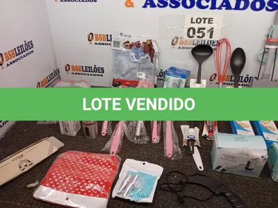 LOTE 051 - 21 – UTENSÍLIOS DOMÉSTICOS DIVERSOS (NO ESTADO, NÃO SABEMOS SE FUNCIONA. LEILÃO NÃO TEM GARANTIA E NEM DEVOLUÇÃO, SUJEITO A POSSÍVEIS AVARIAS VISÍVEIS/OCULTAS E/OU AUSÊNCIA DE COMPONENTES)