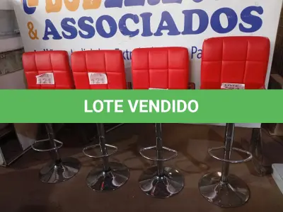 LOTE 121 - 04 – BANQUETAS (NO ESTADO, NÃO SABEMOS SE FUNCIONA. LEILÃO NÃO TEM GARANTIA E NEM DEVOLUÇÃO, SUJEITO A POSSÍVEIS AVARIAS VISÍVEIS/OCULTAS E/OU AUSÊNCIA DE COMPONENTES)