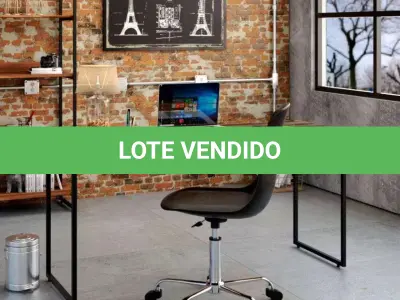 LOTE 159 - 01 - MESA DE ESCRITÓRIO STUDIO NOGAL 150 CM (NO ESTADO, NÃO SABEMOS SE FUNCIONA. LEILÃO NÃO TEM GARANTIA E NEM DEVOLUÇÃO, SUJEITO A POSSÍVEIS AVARIAS VISÍVEIS/OCULTAS E/OU AUSÊNCIA DE COMPONENTES)