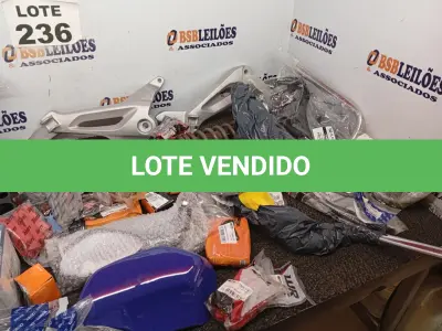 LOTE 236 - APROXIMADO 70 ITENS PARA MOTOS DIVERSOS (NO ESTADO, NÃO SABEMOS SE FUNCIONA. LEILÃO NÃO TEM GARANTIA E NEM DEVOLUÇÃO, SUJEITO A POSSÍVEIS AVARIAS VISÍVEIS/OCULTAS E/OU AUSÊNCIA DE COMPONENTES)