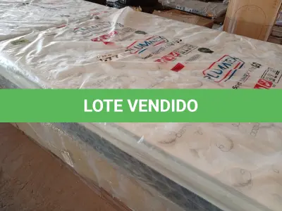 LOTE 077 - 01 - 01 - COLCHÃO CASAL PLUMATEX 138X188X22 +BASE BOX (NO ESTADO, NÃO SABEMOS SE FUNCIONA. LEILÃO NÃO TEM GARANTIA E NEM DEVOLUÇÃO, SUJEITO A POSSÍVEIS AVARIAS VISÍVEIS/OCULTAS E/OU AUSÊNCIA DE COMPONENTES)