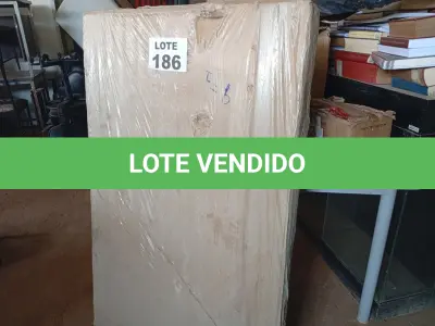 LOTE 186 - 01 – BERÇO BRANCO (NO ESTADO, NÃO SABEMOS SE FUNCIONA. LEILÃO NÃO TEM GARANTIA E NEM DEVOLUÇÃO, SUJEITO A POSSÍVEIS AVARIAS VISÍVEIS/OCULTAS E/OU AUSÊNCIA DE COMPONENTES)