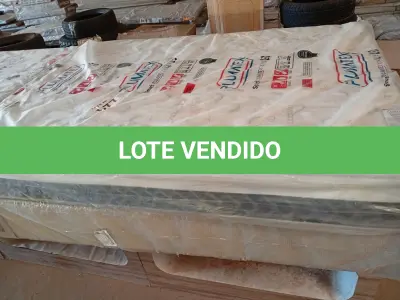 LOTE 077 - 01 - 01 - COLCHÃO CASAL PLUMATEX 138X188X22 +BASE BOX (NO ESTADO, NÃO SABEMOS SE FUNCIONA. LEILÃO NÃO TEM GARANTIA E NEM DEVOLUÇÃO, SUJEITO A POSSÍVEIS AVARIAS VISÍVEIS/OCULTAS E/OU AUSÊNCIA DE COMPONENTES)