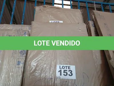 LOTE 153 - 01 - GUARDA ROUPA 1094 (NO ESTADO, NÃO SABEMOS SE FUNCIONA. LEILÃO NÃO TEM GARANTIA E NEM DEVOLUÇÃO, SUJEITO A POSSÍVEIS AVARIAS VISÍVEIS/OCULTAS E/OU AUSÊNCIA DE COMPONENTES)