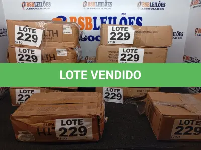 LOTE 229 - 400 - LÂMPADAS FAROL H4 12VOLTS (NO ESTADO, NÃO SABEMOS SE FUNCIONA. LEILÃO NÃO TEM GARANTIA E NEM DEVOLUÇÃO, SUJEITO A POSSÍVEIS AVARIAS VISÍVEIS/OCULTAS E/OU AUSÊNCIA DE COMPONENTES)