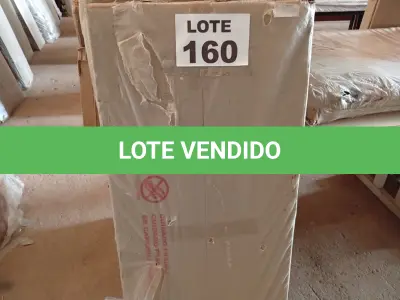 LOTE 160 - 01 - PAINEL PARA TV ATÉ 42 POLEGADAS COM PRATELEIRA DENVER J CARVALHO (NO ESTADO, NÃO SABEMOS SE FUNCIONA. LEILÃO NÃO TEM GARANTIA E NEM DEVOLUÇÃO, SUJEITO A POSSÍVEIS AVARIAS VISÍVEIS/OCULTAS E/OU AUSÊNCIA DE COMPONENTES)