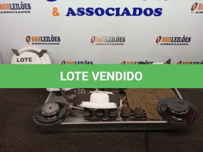 LOTE 112 - 01 - FOGÃO COOKTOP 5 BOCAS VIDRO QUEBRADO (NO ESTADO, NÃO SABEMOS SE FUNCIONA. LEILÃO NÃO TEM GARANTIA E NEM DEVOLUÇÃO, SUJEITO A POSSÍVEIS AVARIAS VISÍVEIS/OCULTAS E/OU AUSÊNCIA DE COMPONENTES)