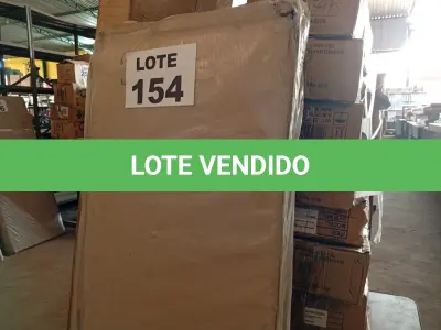 LOTE 154 - 01 - ARMÁRIO AEREO 3 PORTAS 2 NICHOS ATHENA (NO ESTADO, NÃO SABEMOS SE FUNCIONA. LEILÃO NÃO TEM GARANTIA E NEM DEVOLUÇÃO, SUJEITO A POSSÍVEIS AVARIAS VISÍVEIS/OCULTAS E/OU AUSÊNCIA DE COMPONENTES)