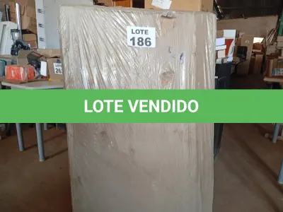 LOTE 186 - 01 – BERÇO BRANCO (NO ESTADO, NÃO SABEMOS SE FUNCIONA. LEILÃO NÃO TEM GARANTIA E NEM DEVOLUÇÃO, SUJEITO A POSSÍVEIS AVARIAS VISÍVEIS/OCULTAS E/OU AUSÊNCIA DE COMPONENTES)