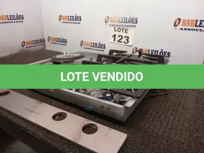 LOTE 123 - 01 - COOKTOP A GÁS FISCHER 3 BOCAS MESA VIDRO PLATINIUM VIDRO QUEBRADO (NO ESTADO, NÃO SABEMOS SE FUNCIONA. LEILÃO NÃO TEM GARANTIA E NEM DEVOLUÇÃO, SUJEITO A POSSÍVEIS AVARIAS VISÍVEIS/OCULTAS E/OU AUSÊNCIA DE COMPONENTES)