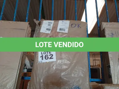 LOTE 162 - 01 - ARMÁRIO DE COZINHA ITATIAIA VENEZA (NO ESTADO, NÃO SABEMOS SE FUNCIONA. LEILÃO NÃO TEM GARANTIA E NEM DEVOLUÇÃO, SUJEITO A POSSÍVEIS AVARIAS VISÍVEIS/OCULTAS E/OU AUSÊNCIA DE COMPONENTES)