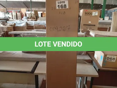 LOTE 168 - 01 - RACK PARA TV ATÉ 75 POLEGADAS 180CM 2 PORTAS 1 GAVETA LIVERPOOL YESCASA (NO ESTADO, NÃO SABEMOS SE FUNCIONA. LEILÃO NÃO TEM GARANTIA E NEM DEVOLUÇÃO, SUJEITO A POSSÍVEIS AVARIAS VISÍVEIS/OCULTAS E/OU AUSÊNCIA DE COMPONENTES)