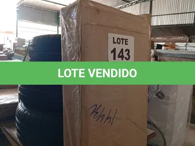 LOTE 143 - 01 - APARADOR BUFFET 4 PORTAS MULTIMÓVEIS (NO ESTADO, NÃO SABEMOS SE FUNCIONA. LEILÃO NÃO TEM GARANTIA E NEM DEVOLUÇÃO, SUJEITO A POSSÍVEIS AVARIAS VISÍVEIS/OCULTAS E/OU AUSÊNCIA DE COMPONENTES)