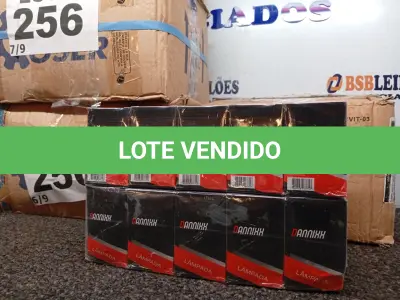LOTE 256 - 400 - LÂMPADAS FAROL H4 12VOLTS (NO ESTADO, NÃO SABEMOS SE FUNCIONA. LEILÃO NÃO TEM GARANTIA E NEM DEVOLUÇÃO, SUJEITO A POSSÍVEIS AVARIAS VISÍVEIS/OCULTAS E/OU AUSÊNCIA DE COMPONENTES)