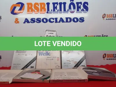 LOTE 027 - 05 FITAS PARA GRAVADOR DE ROLO. (NO ESTADO) ATENÇÃO! FAZER A VISITAÇÃO ANTES DE ARREMATAR, NÃO SABEMOS SE FUNCIONA. LEILÃO NÃO TEM GARANTIA E NEM DEVOLUÇÃO, SUJEITO A POSSÍVEIS AVARIAS VISÍVEIS/OCULTAS E/OU AUSÊNCIA DE COMPONENTES.