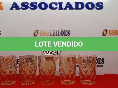 LOTE 024 - 05 COPOS DE VIDRO. (NO ESTADO) ATENÇÃO! FAZER A VISITAÇÃO ANTES DE ARREMATAR, NÃO SABEMOS SE FUNCIONA. LEILÃO NÃO TEM GARANTIA E NEM DEVOLUÇÃO, SUJEITO A POSSÍVEIS AVARIAS VISÍVEIS/OCULTAS E/OU AUSÊNCIA DE COMPONENTES.