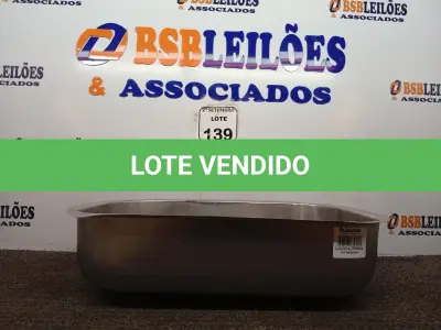 LOTE 139 - 01 CUBA INOX N1 AÇO 430 3.1/2 46X30X14 FABRINOX.(NO ESTADO) ATENÇÃO! FAZER A VISITAÇÃO ANTES DE ARREMATAR, NÃO SABEMOS SE FUNCIONA. LEILÃO NÃO TEM GARANTIA E NEM DEVOLUÇÃO, SUJEITO A POSSÍVEIS AVARIAS VISÍVEIS/OCULTAS E/OU AUSÊNCIA DE COMPONENTES.