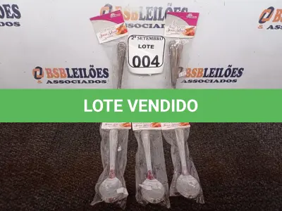 LOTE 004 - 05 KITS DE COLHERES COM 06 PEÇAS CADA. (NO ESTADO) ATENÇÃO! FAZER A VISITAÇÃO ANTES DE ARREMATAR, NÃO SABEMOS SE FUNCIONA. LEILÃO NÃO TEM GARANTIA E NEM DEVOLUÇÃO, SUJEITO A POSSÍVEIS AVARIAS VISÍVEIS/OCULTAS E/OU AUSÊNCIA DE COMPONENTES.