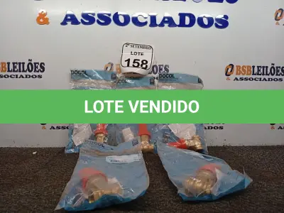 LOTE 158 - 05 BASES REGISTRO GAVETA 1/2" DOCOL. (NO ESTADO) ATENÇÃO! FAZER A VISITAÇÃO ANTES DE ARREMATAR, NÃO SABEMOS SE FUNCIONA. LEILÃO NÃO TEM GARANTIA E NEM DEVOLUÇÃO, SUJEITO A POSSÍVEIS AVARIAS VISÍVEIS/OCULTAS E/OU AUSÊNCIA DE COMPONENTES.