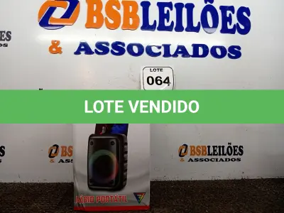 LOTE 064 - 01 – RÁDIO PORTÁTIL COM BLUETOOTH MARCA GRASEP MODELO D-4138.(NOVO) (NO ESTADO, NÃO SABEMOS SE FUNCIONA. LEILÃO NÃO TEM GARANTIA E NEM DEVOLUÇÃO, SUJEITO A POSSÍVEIS AVARIAS