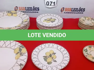 LOTE 071 - 06 PRATOS GRANDES, 06 PRATOS PEQUENOS E 06 PIRES LIMÕES. (NO ESTADO) ATENÇÃO! FAZER A VISITAÇÃO ANTES DE ARREMATAR, NÃO SABEMOS SE FUNCIONA. LEILÃO NÃO TEM GARANTIA E NEM DEVOLUÇÃO, SUJEITO A POSSÍVEIS AVARIAS VISÍVEIS/OCULTAS E/OU AUSÊNCIA DE COMPONENTES.