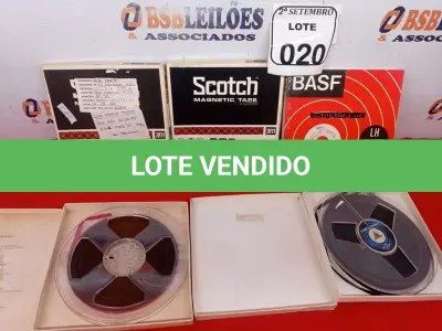 LOTE 020 - 05 FITAS PARA GRAVADOR DE ROLO. (NO ESTADO) ATENÇÃO! FAZER A VISITAÇÃO ANTES DE ARREMATAR, NÃO SABEMOS SE FUNCIONA. LEILÃO NÃO TEM GARANTIA E NEM DEVOLUÇÃO, SUJEITO A POSSÍVEIS AVARIAS VISÍVEIS/OCULTAS E/OU AUSÊNCIA DE COMPONENTES.