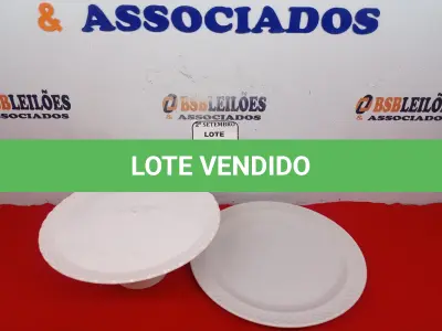 LOTE 056 - 01 BAILARINA PARA BOLO E 01 PRATO EM PORCELANA. (NO ESTADO) ATENÇÃO! FAZER A VISITAÇÃO ANTES DE ARREMATAR, NÃO SABEMOS SE FUNCIONA. LEILÃO NÃO TEM GARANTIA E NEM DEVOLUÇÃO, SUJEITO A POSSÍVEIS AVARIAS VISÍVEIS/OCULTAS E/OU AUSÊNCIA DE COMPONENTES.