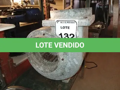 LOTE 132 - 01 CENTRIFUGA BLOWER COM MOTOR ELÉTRICO. (NO ESTADO) ATENÇÃO! FAZER A VISITAÇÃO ANTES DE ARREMATAR, NÃO SABEMOS SE FUNCIONA. LEILÃO NÃO TEM GARANTIA E NEM DEVOLUÇÃO, SUJEITO A POSSÍVEIS AVARIAS VISÍVEIS/OCULTAS E/OU AUSÊNCIA DE COMPONENTES.