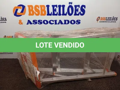 LOTE 204 - 01 BANCO ESCADA DE ALUMÍNIO MARCA BTF. (NO ESTADO) ATENÇÃO! FAZER A VISITAÇÃO ANTES DE ARREMATAR, NÃO SABEMOS SE FUNCIONA. LEILÃO NÃO TEM GARANTIA E NEM DEVOLUÇÃO, SUJEITO A POSSÍVEIS AVARIAS VISÍVEIS/OCULTAS E/OU AUSÊNCIA DE COMPONENTES.