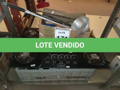 LOTE 171 - 01 FOGÃO COOKTOP E UTENSÍLIOS DIVERSOS. (NO ESTADO) ATENÇÃO! FAZER A VISITAÇÃO ANTES DE ARREMATAR, NÃO SABEMOS SE FUNCIONA. LEILÃO NÃO TEM GARANTIA E NEM DEVOLUÇÃO, SUJEITO A POSSÍVEIS AVARIAS VISÍVEIS/OCULTAS E/OU AUSÊNCIA DE COMPONENTES.