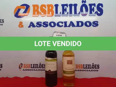 LOTE 053 - 01 GARRAFA DE VINHO TRAVESSIA BRANCO 750ML E 01 GARRAFA DE VINHO PANUL CABERNET SAUVIGNON 2013 750ML. (NO ESTADO) ATENÇÃO! FAZER A VISITAÇÃO ANTES DE ARREMATAR, NÃO SABEMOS SE FUNCIONA. LEILÃO NÃO TEM GARANTIA E NEM DEVOLUÇÃO, SUJEITO A POSSÍVEIS AVARIAS VISÍVEIS/OCULTAS E/OU AUSÊNCIA DE COMPONENTES.